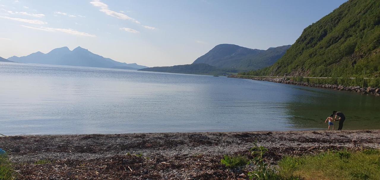 Appartement Tromsoapartment Silent Area With View I Have Warm Caravan For Rent Same Place, 4 People