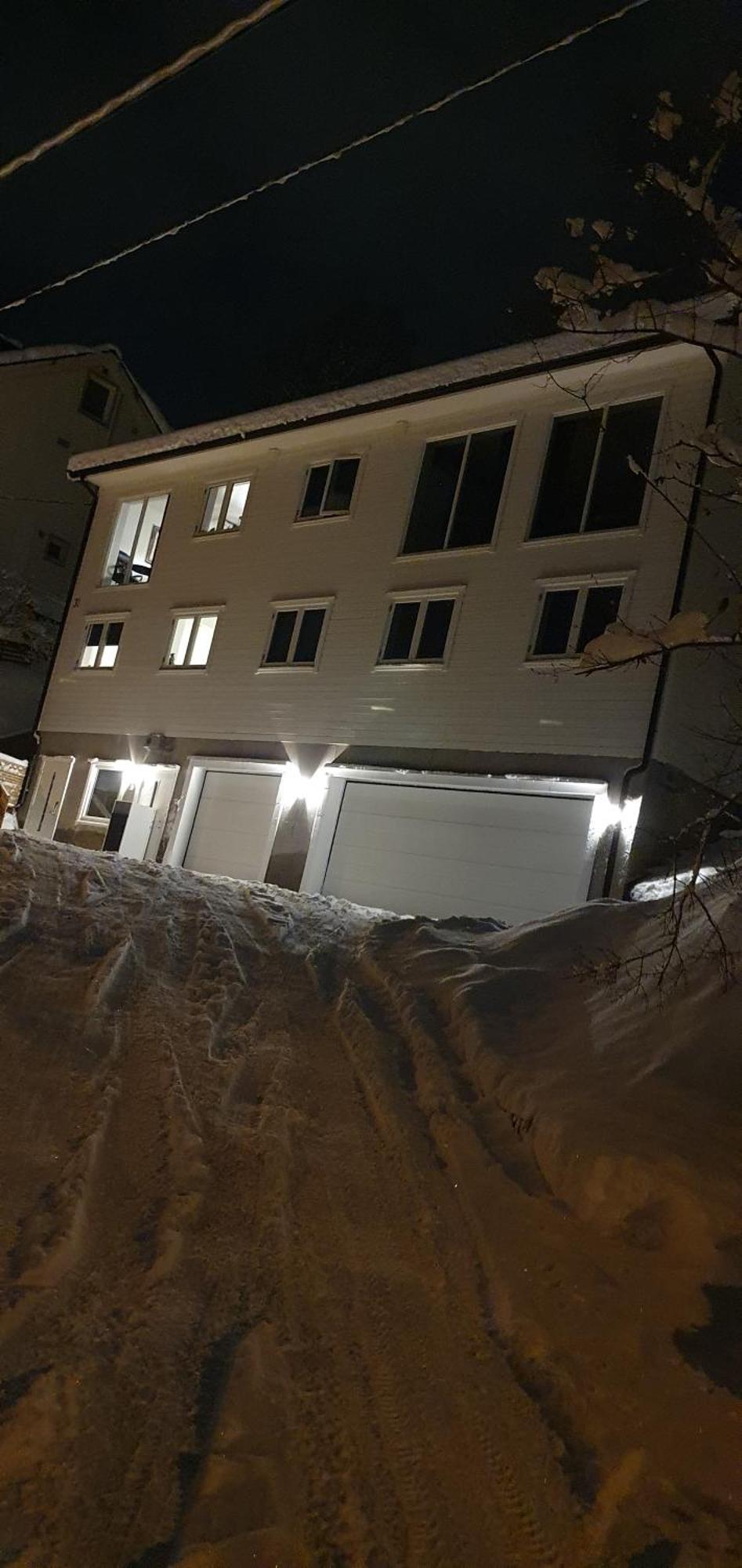 Tromsoapartment Silent Area With View I Have Warm Caravan For Rent Same Place, 4 People Appartement *